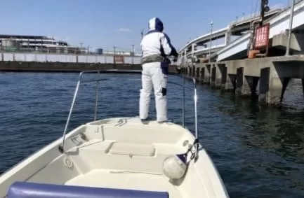 港湾内のボートシーバスで活躍する7フィート台のベイトキャスト画像